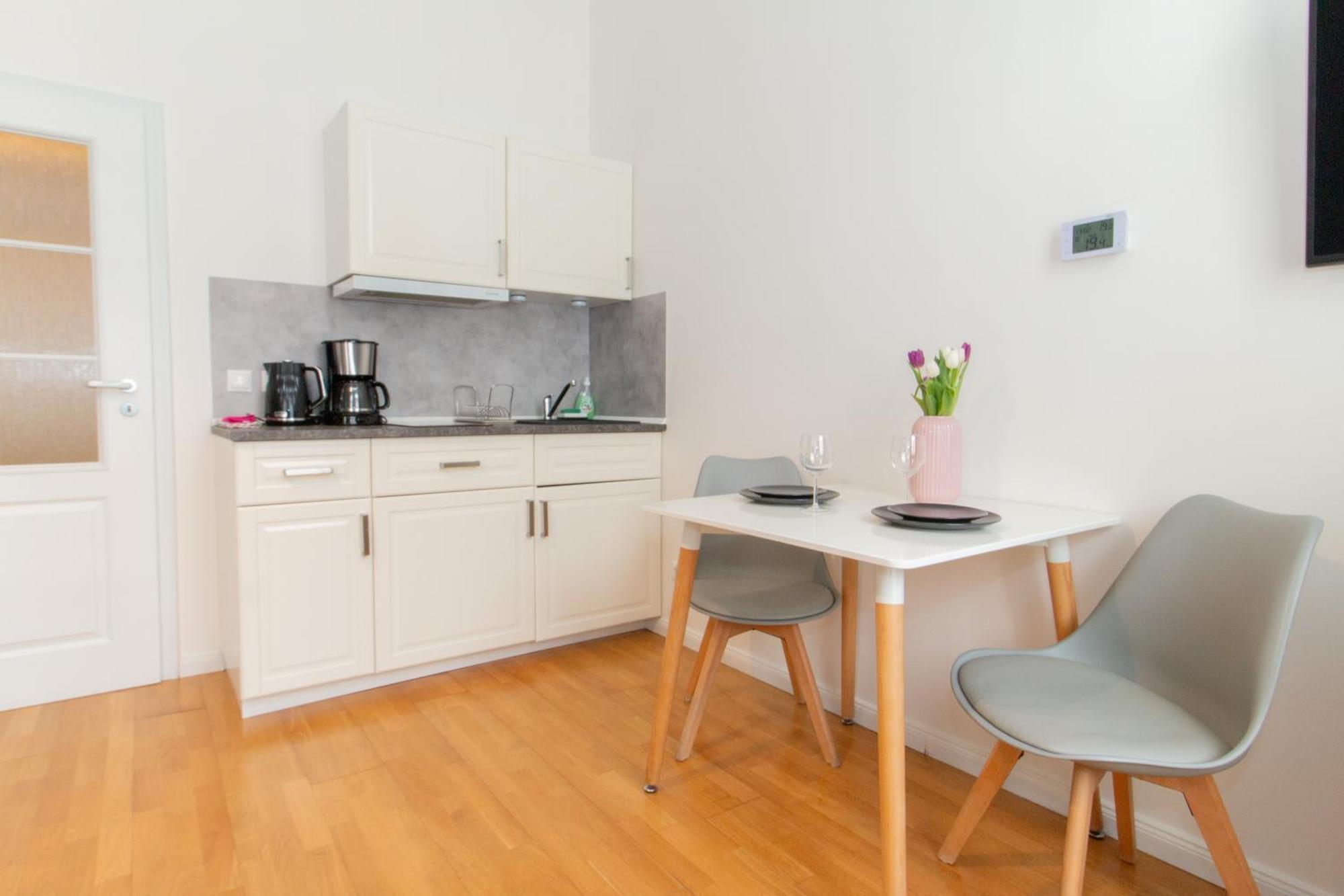 Stepanska Cr Apartments Prague Exterior photo